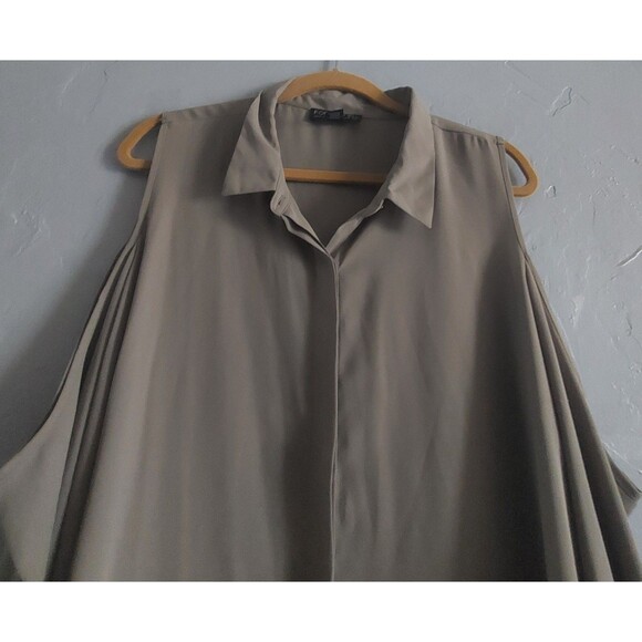 Forever 21 Tops Women Plus 3X, Open Shoulder Pretty, 22.5 Inch Of Armp To Armp - Picture 5 of 12